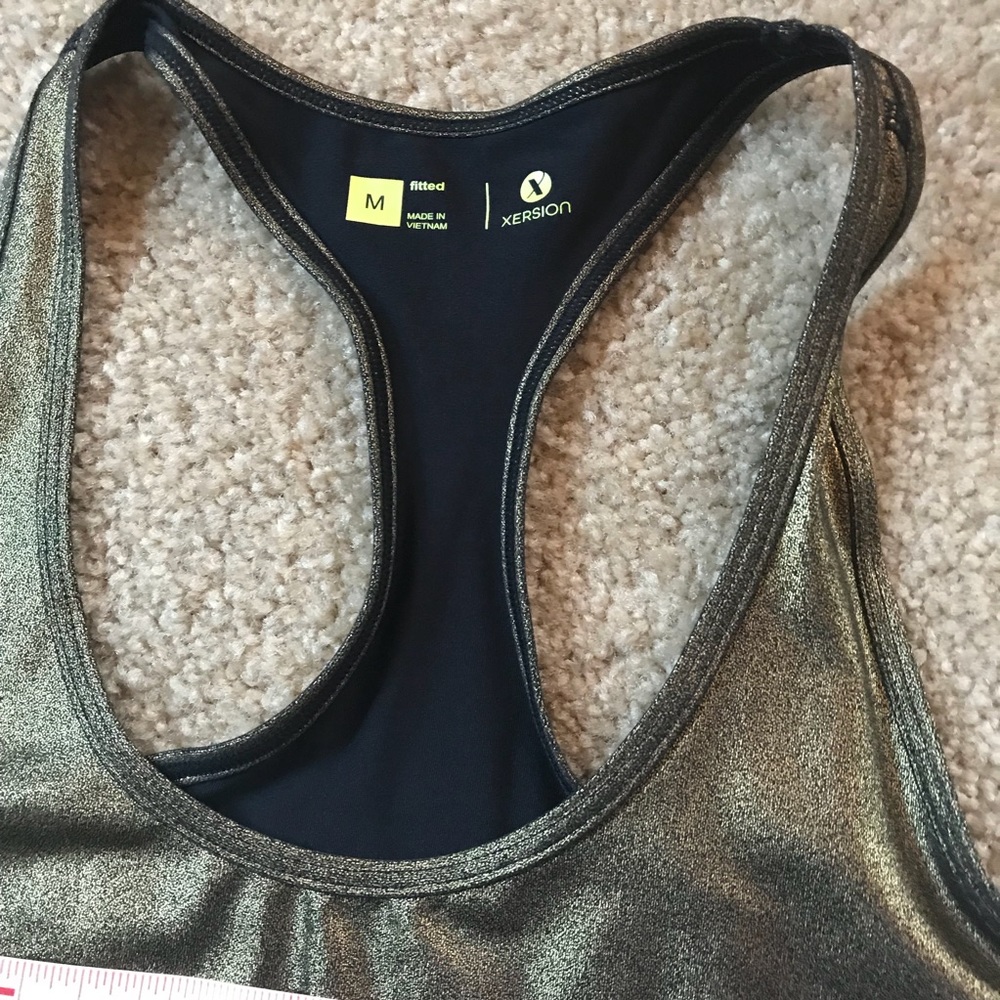 Top, Fitted Sporty Gold - Picture 3 of 5